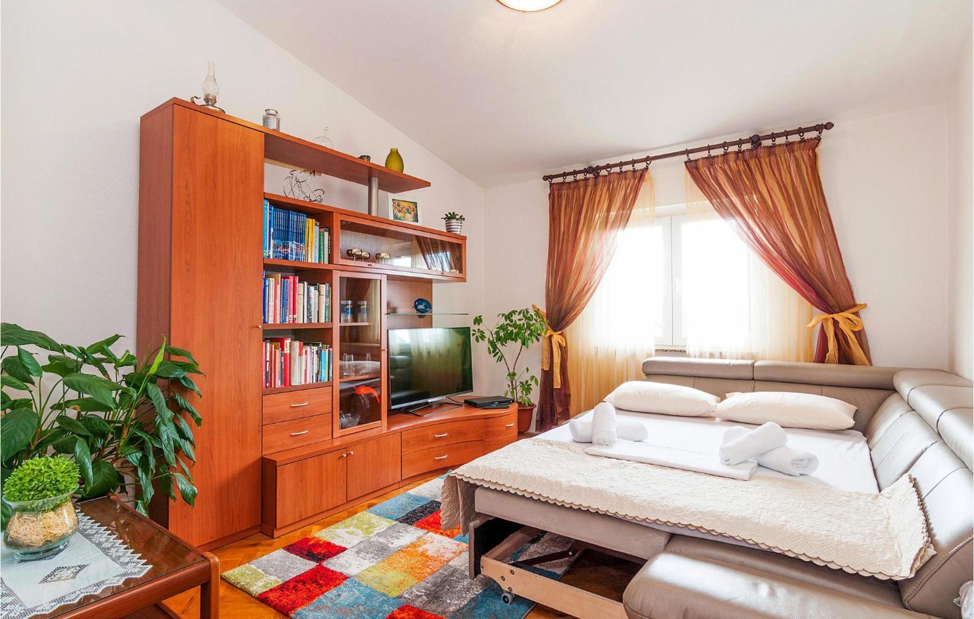 Lovely Apartment In Rovanjska With House Sea View Kültér fotó