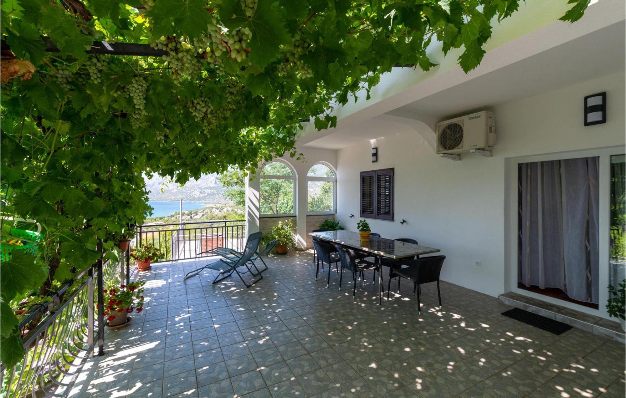 Lovely Apartment In Rovanjska With House Sea View Kültér fotó
