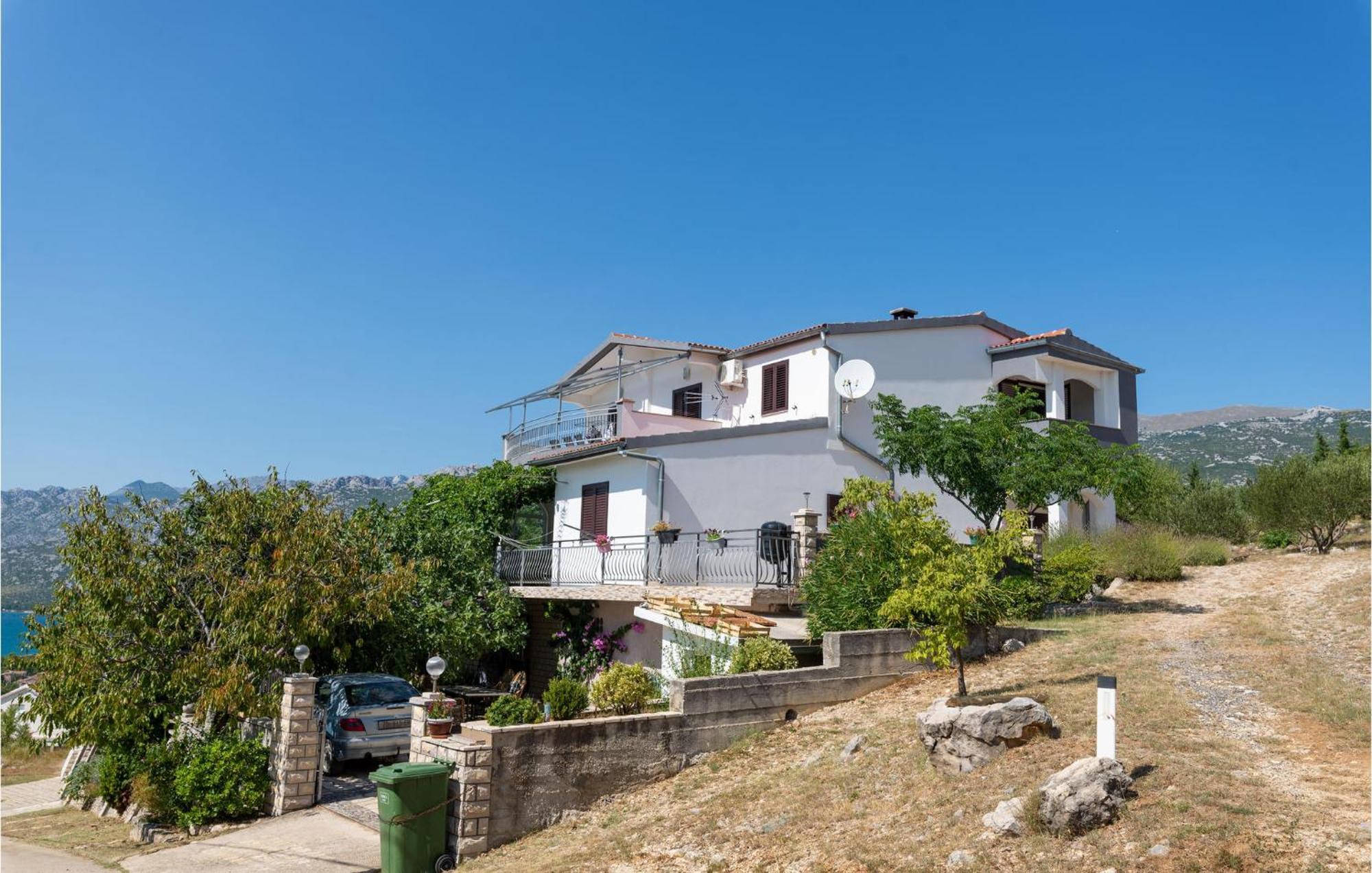 Lovely Apartment In Rovanjska With House Sea View Kültér fotó